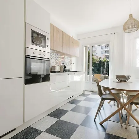 A027 - Moderne - Pres De La アパート *