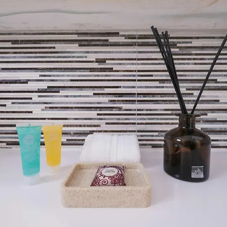 Apartman A027 - Moderne - Pres De La Antibes